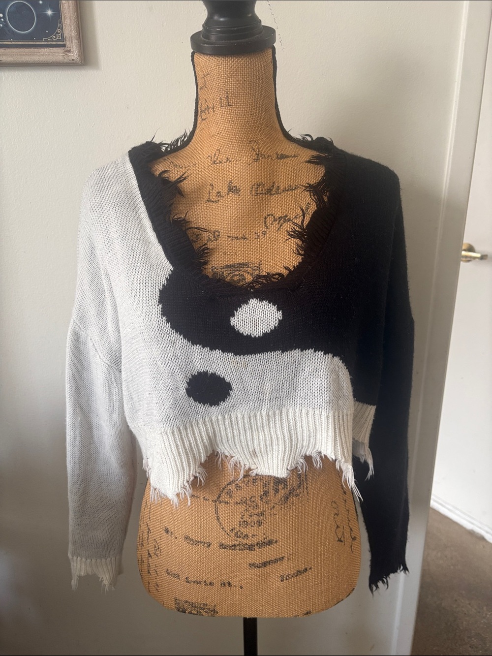 Black and White Yin-Yang Cropped Sweater